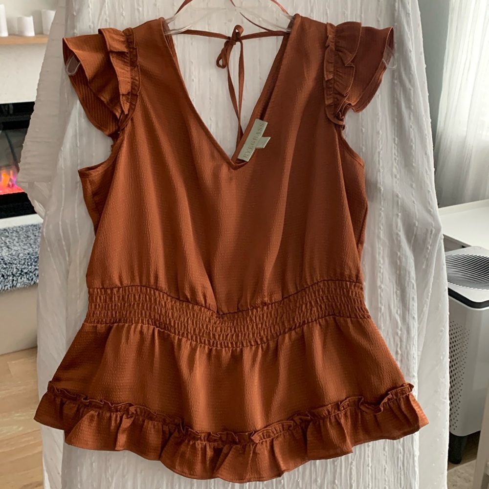 Ryegrass Women's Rust Orange Short Sleeve V-Neck Ruffle Boho Top Sz S Blouse